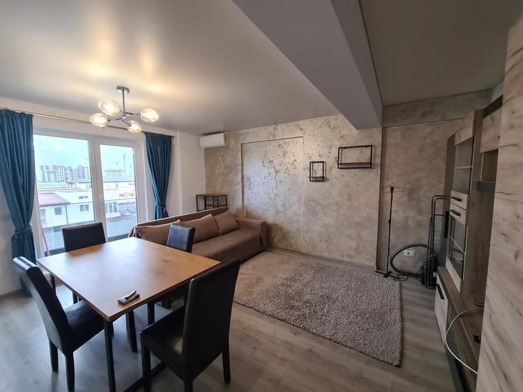 Apartament cu 2 camere semidecomandat în Metalurgiei