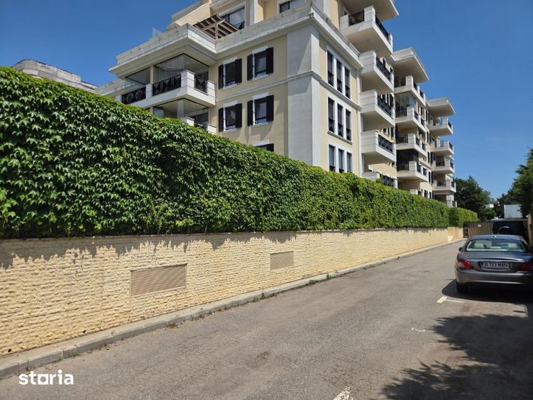 Apartament cu 4 camere în Central