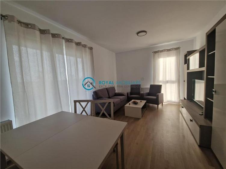 Apartament cu 3 camere decomandat, mobilat în Albert