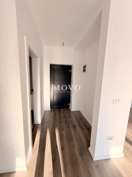 Duplex cu 4 camere cu Teren 250 Mp în Săcălaz