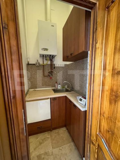 Vand apartament ULTRACENTRAL cu 2 camere - perfect pentru spatiu de birou - 6