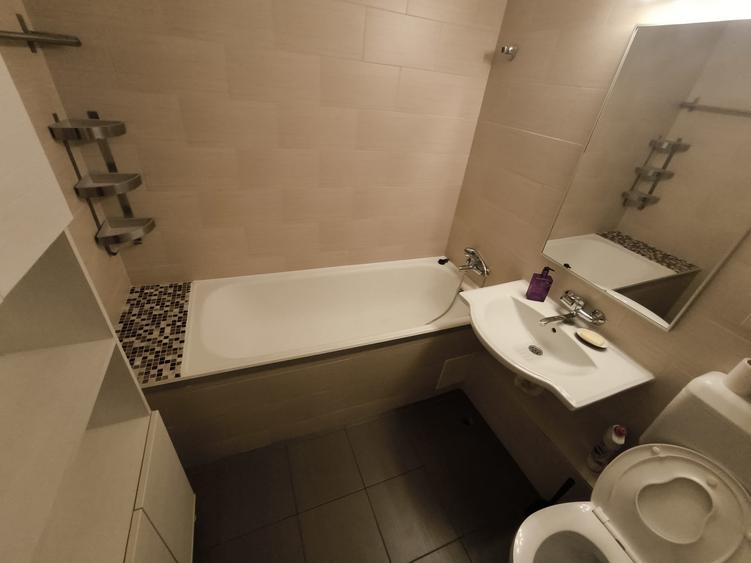 Apartament cu 2 camere semidecomandat în Fizicienilor