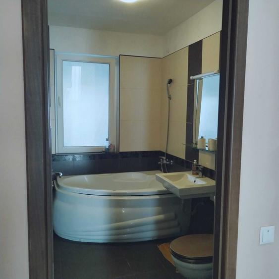 Apartament cu 2 camere decomandat în Florești