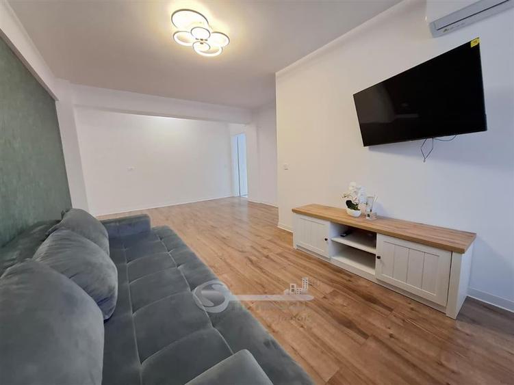 Apartament cu 2 camere semidecomandat, mobilat în Cug