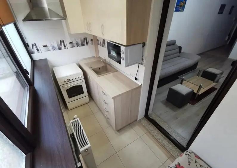 Apartament cu 2 camere semidecomandat, mobilat în Tomis Plus