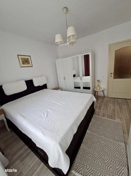 Apartament cu 2 camere decomandat în Noua