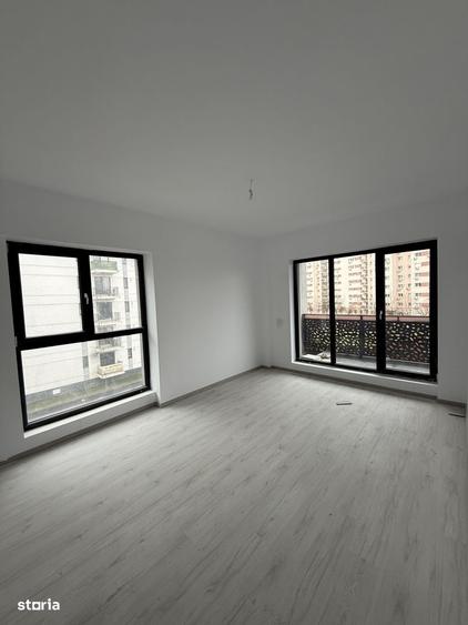Apartament cu 3 camere în Est