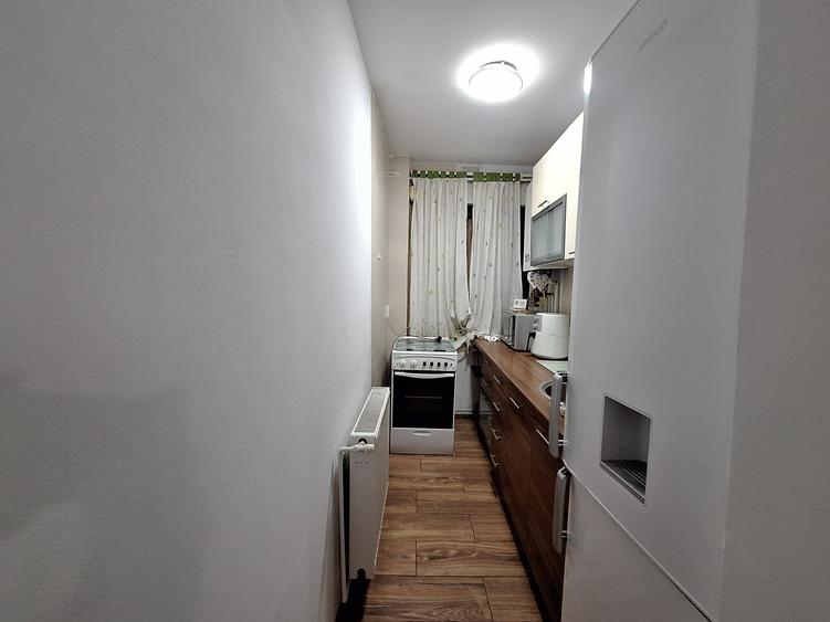 Apartament cu 2 camere nedecomandat, mobilat în Take Ionescu