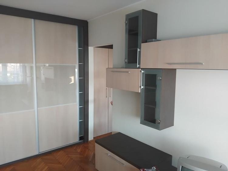 Apartament cu 2 camere semidecomandat în Lazaret