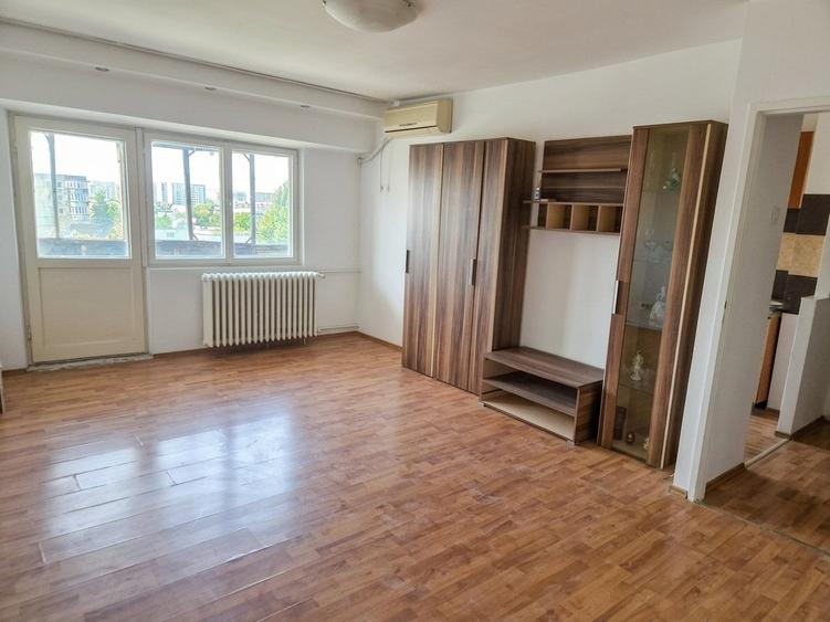 Garsonieră decomandată în Lujerului