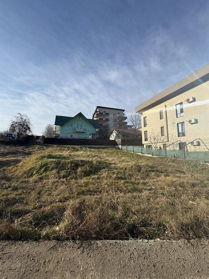 Teren 493mp Iasi-Bucium la 400 m de Hanul Trei Sarmale, deschidere la 2 drumuri, POT 30%, CUT 1.2, strada Stefan Hotnog, posibilitate PUZ - 3