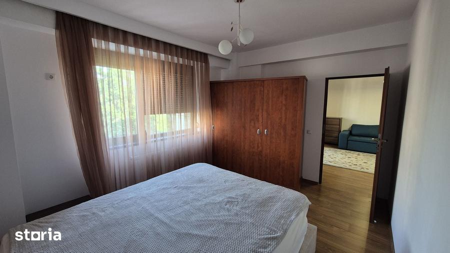 Apartament cu 3 camere decomandat în Bucureștii Noi