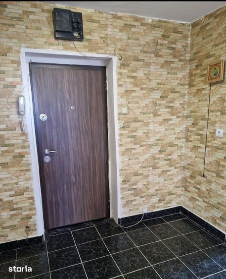Garsonieră decomandată în Colentina