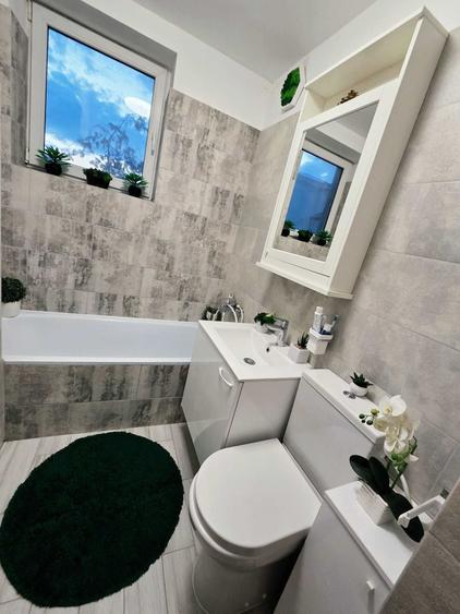 Apartament cu 2 camere decomandat în Năvodari Tabără