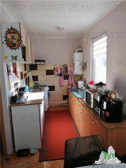 Casă individuală cu 4 camere cu Teren 340 Mp în Glina