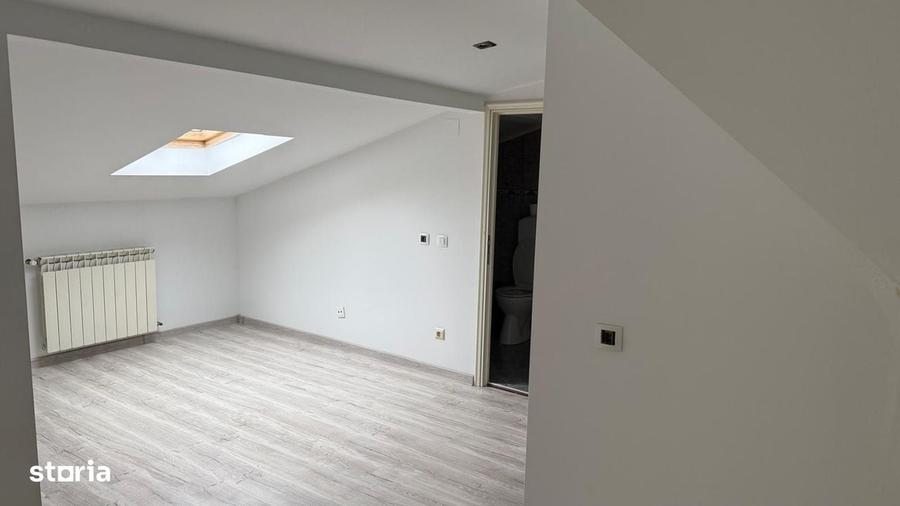 Apartament cu 4 camere decomandat în Obcini