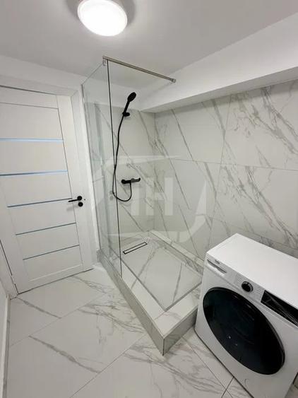 Apartament cu 3 camere semidecomandat, mobilat în Iris