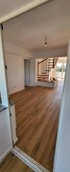 Apartament cu 4 camere decomandat în Telegrafului