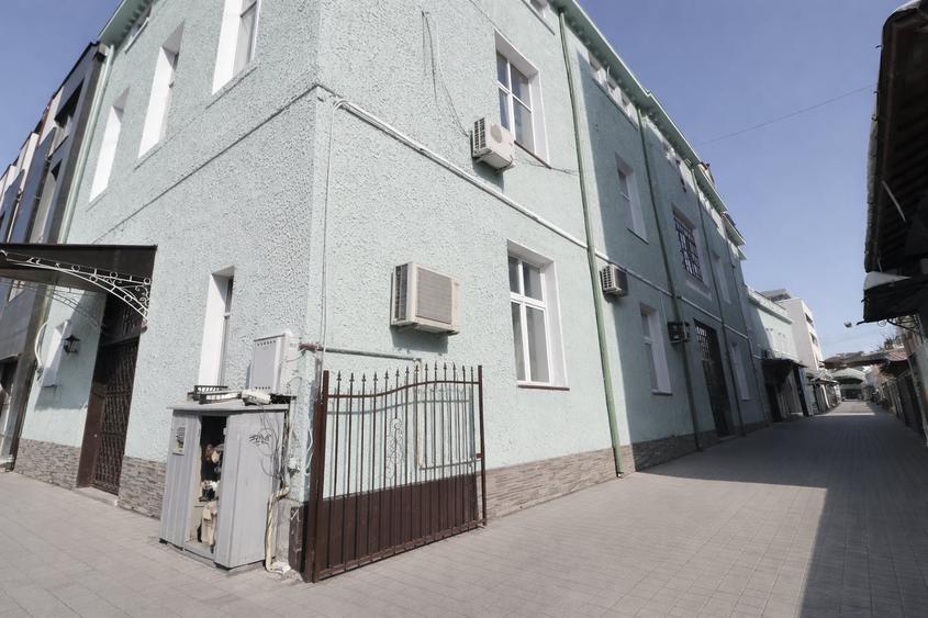 Birou, de 1,765 mp, în Victoriei