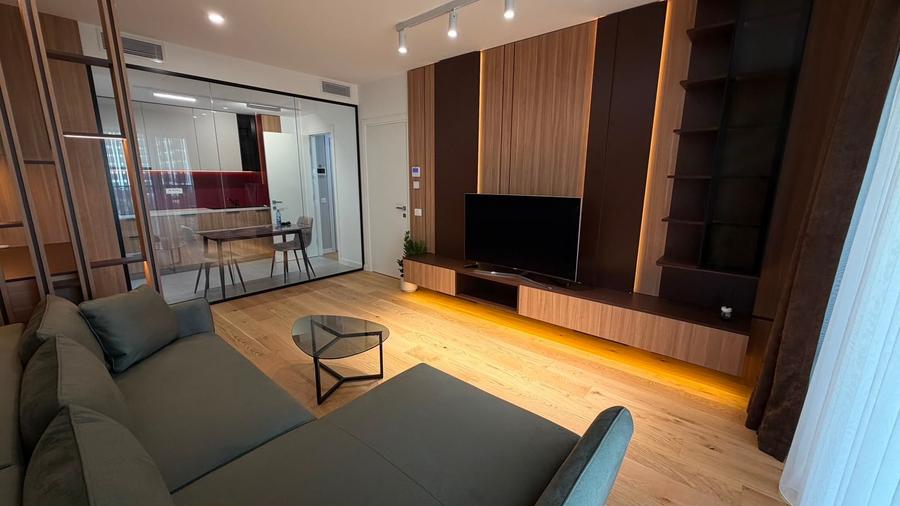 Apartament cu 2 camere decomandat în Aviației