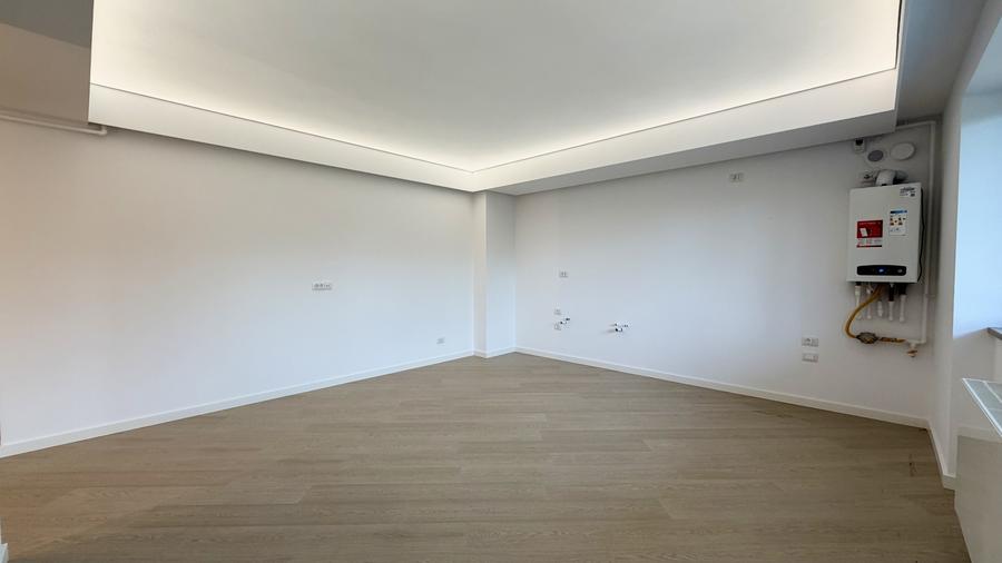 Apartament cu 3 camere decomandat în Pipera