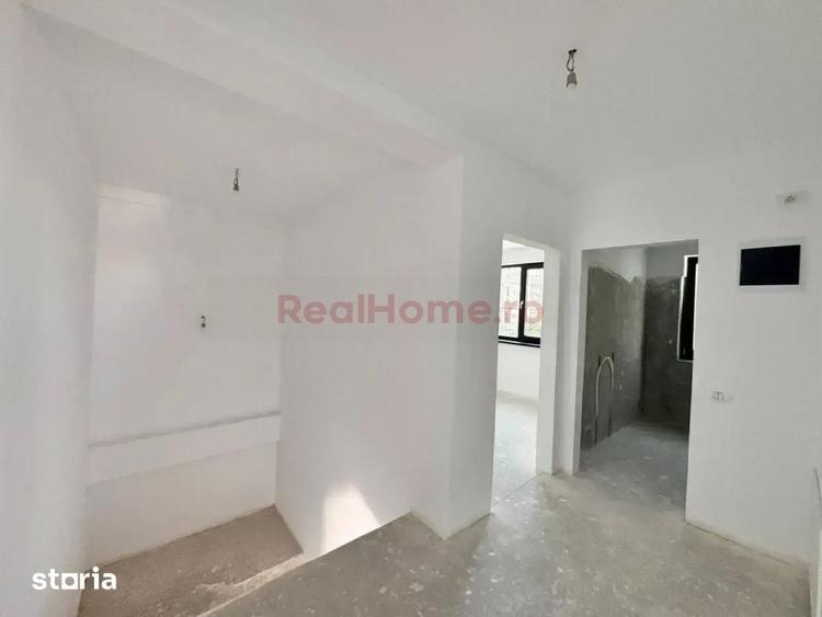 Casă cu 5 camere cu Teren 430 Mp în Theodor Pallady