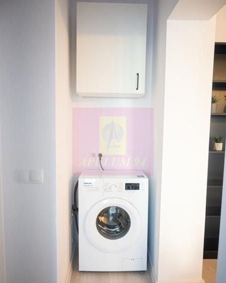 Apartament cu 3 camere semidecomandat în 13 Septembrie