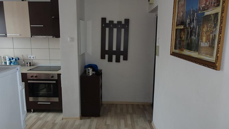 Apartament cu 2 camere semidecomandat în Centru Vechi
