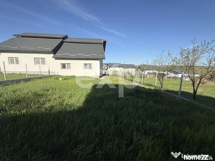 Casă cu 5 camere cu Teren 392 Mp în Miroslava
