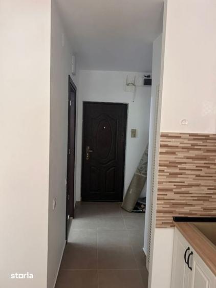Garsonieră decomandată în Central
