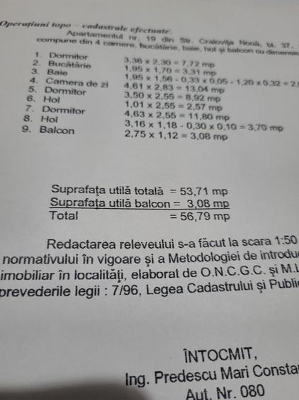 Apartament cu 4 camere semidecomandat în Craiovița Nouă