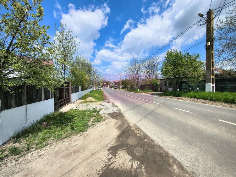 Teren Construcții intravilan de 12450 mp, în Poșta