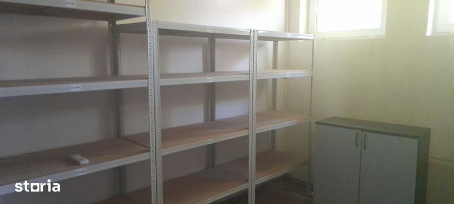 Casă cu 6 camere cu Teren 432 Mp în Dărmănești