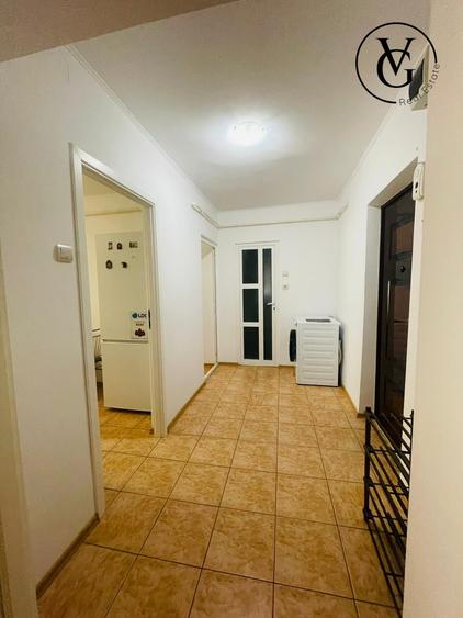 Apartament cu 2 camere decomandat, mobilat în Faleza Nord