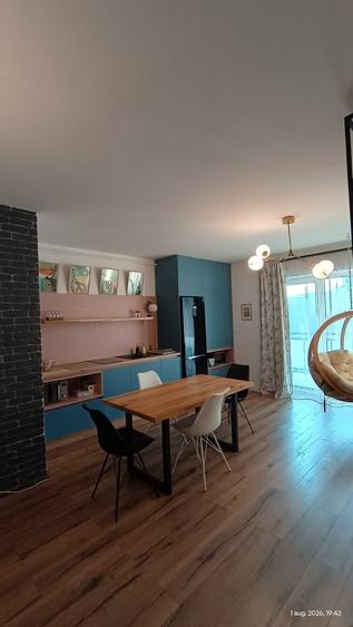 Apartament cu 2 camere semidecomandat în Semicentral
