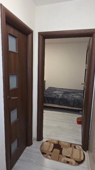Apartament cu 2 camere semidecomandat în Colentina