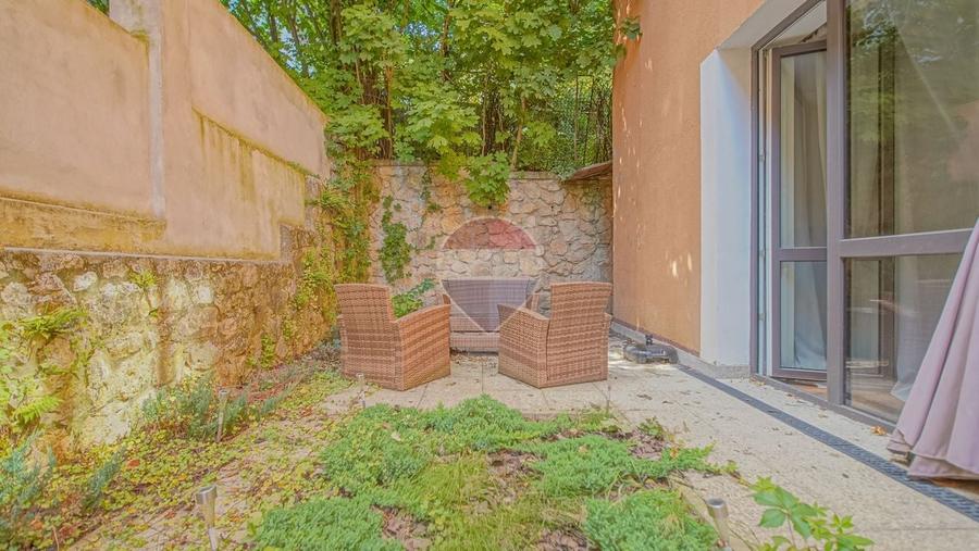 Birou, de 83 mp, în Cetatea