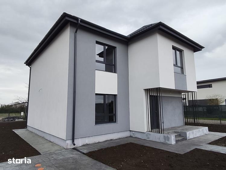 Casă cu 4 camere cu Teren 503 Mp în Tărtășești