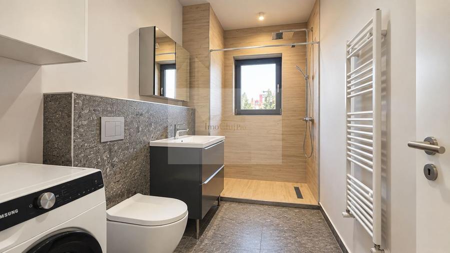 Apartament cu 2 camere semidecomandat, mobilat în Gheorgheni