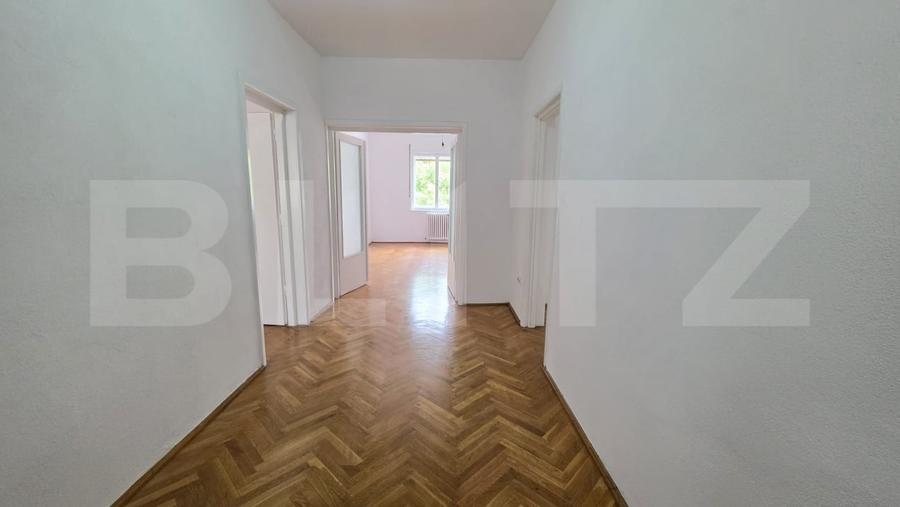 Apartament cu 3 camere decomandat în Iosefin