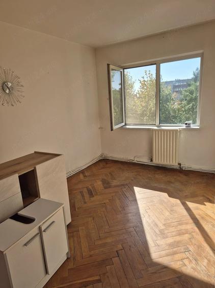 proprietar vand apartamen 3 camere Romanilor - 3