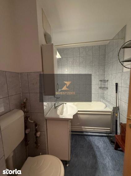 Apartament cu 3 camere decomandat în Decebal