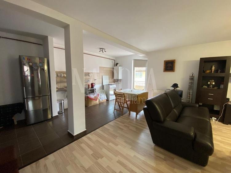 Apartament cu 3 camere semidecomandat în Florești — fotografia 1