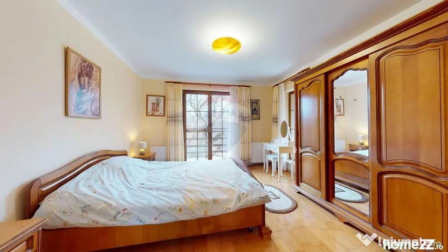 Casă cu 3 camere cu Teren 10331 Mp în Sohodol