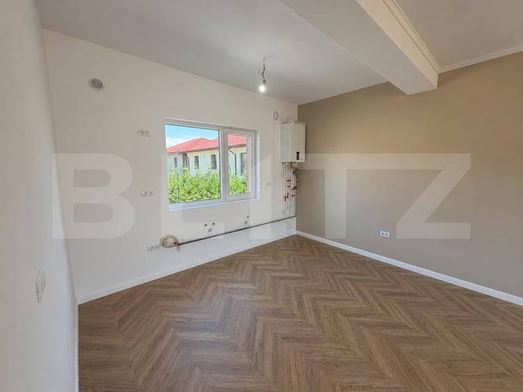 Apartament cu 3 camere decomandat, mobilat în Exterior Sud