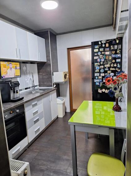 Apartament cu 4 camere decomandat în Nord