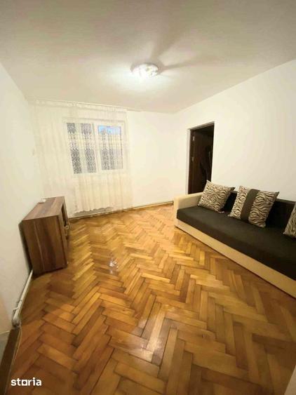 Apartament cu 2 camere în Podu Roș