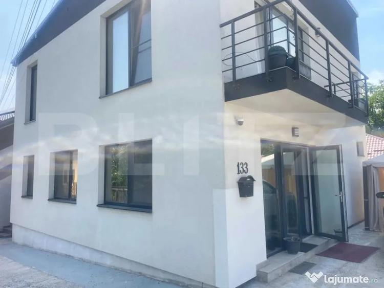 Casă cu 6 camere cu Teren 295 Mp în Central