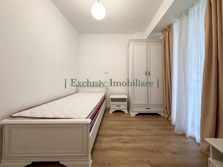 Apartament cu 3 camere decomandat, mobilat în Faleza Nord