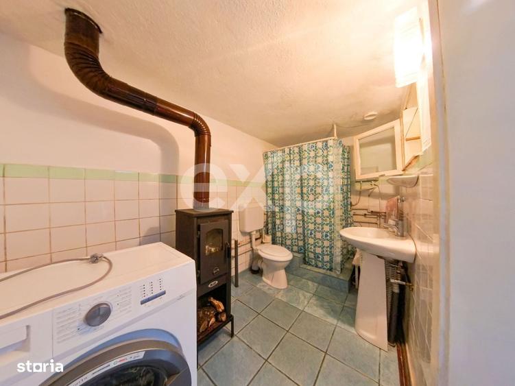 Casă cu 4 camere în Central